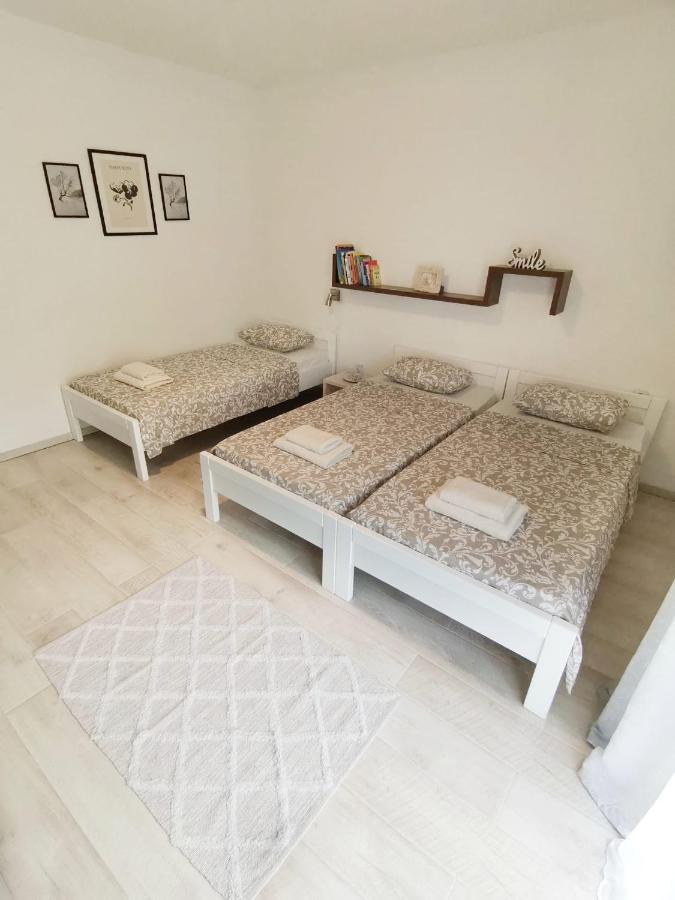 Apartman Pejic Подстрана Экстерьер фото